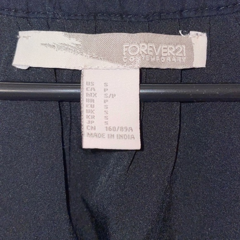 🔥🔥Bundle 🚨 Alert Forever 21 Spring Tops Size Small - Picture 8 of 9